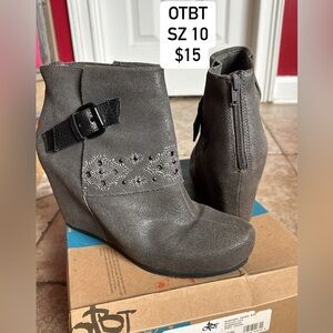 OTBT Grey Booties